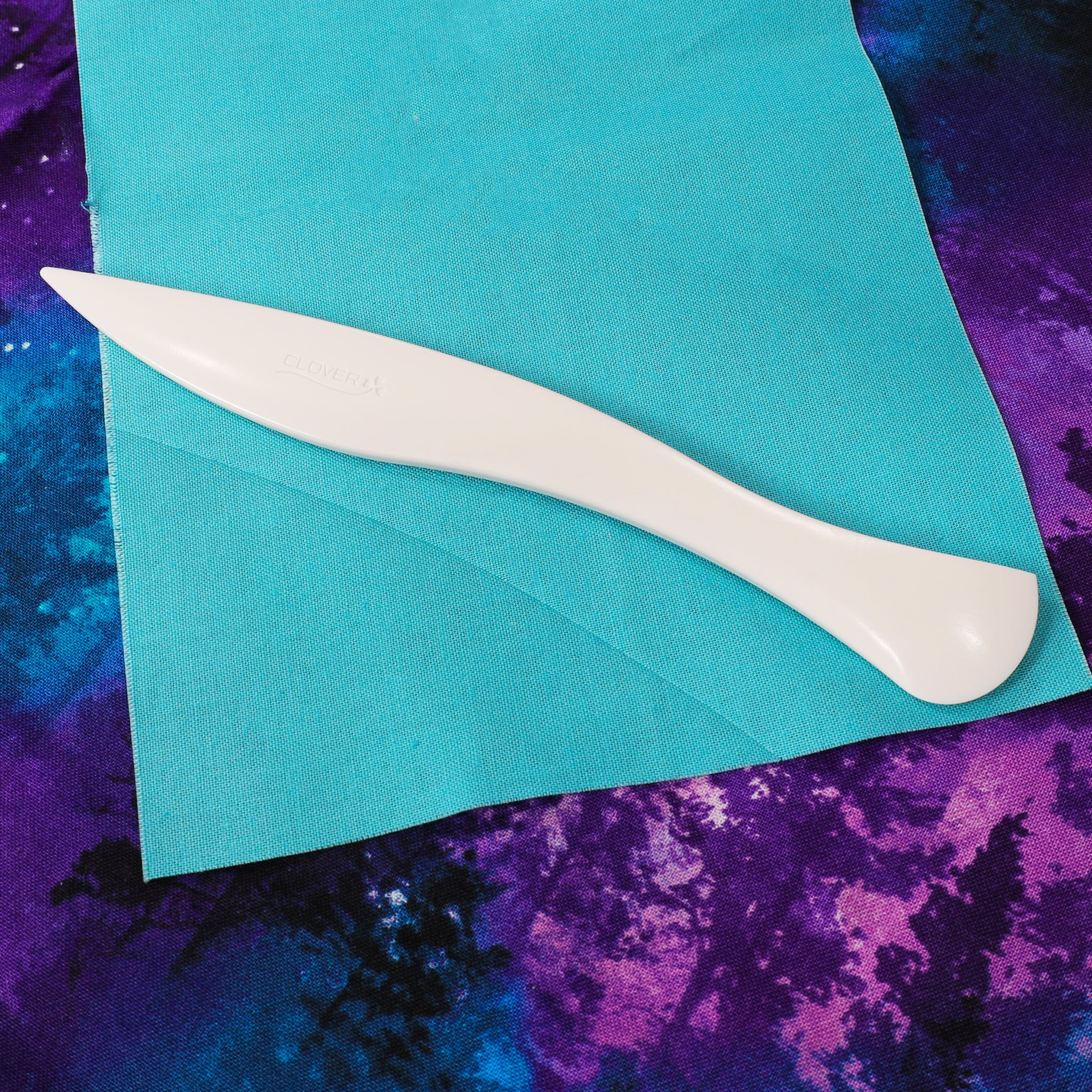 A Few Loose Threads Ambassador Box - Image 13