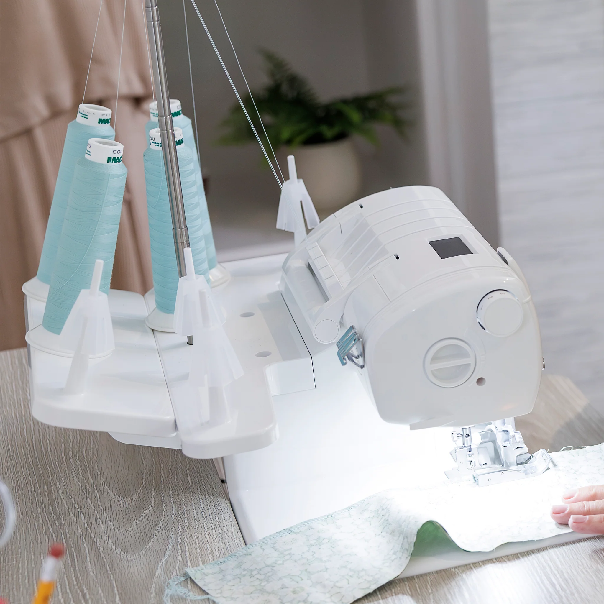 Babylock Splendor Serger & Coverstitch Combo w/ FREE Bundle - Image 12