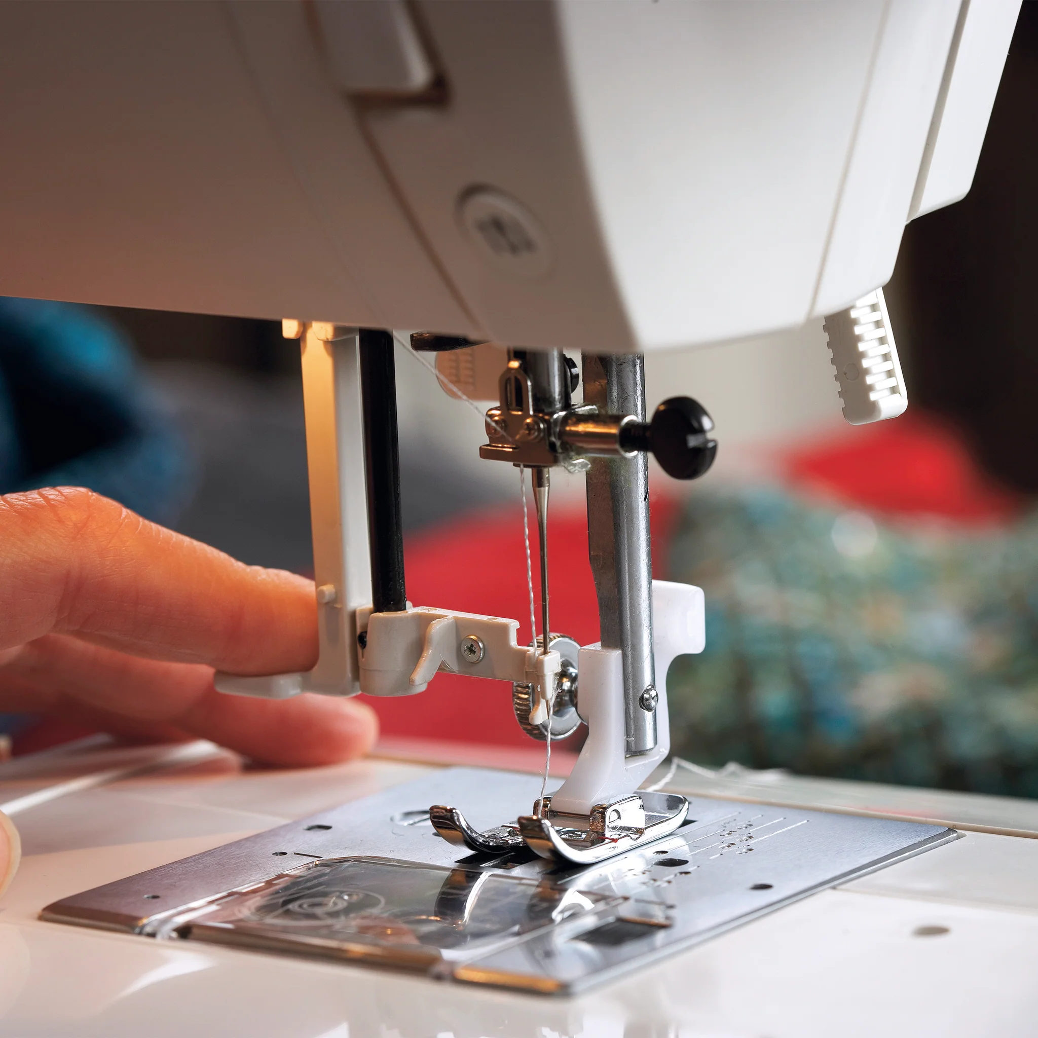 Factory Serviced Husqvarna Viking Emerald 118 Sewing Machine - Image 13