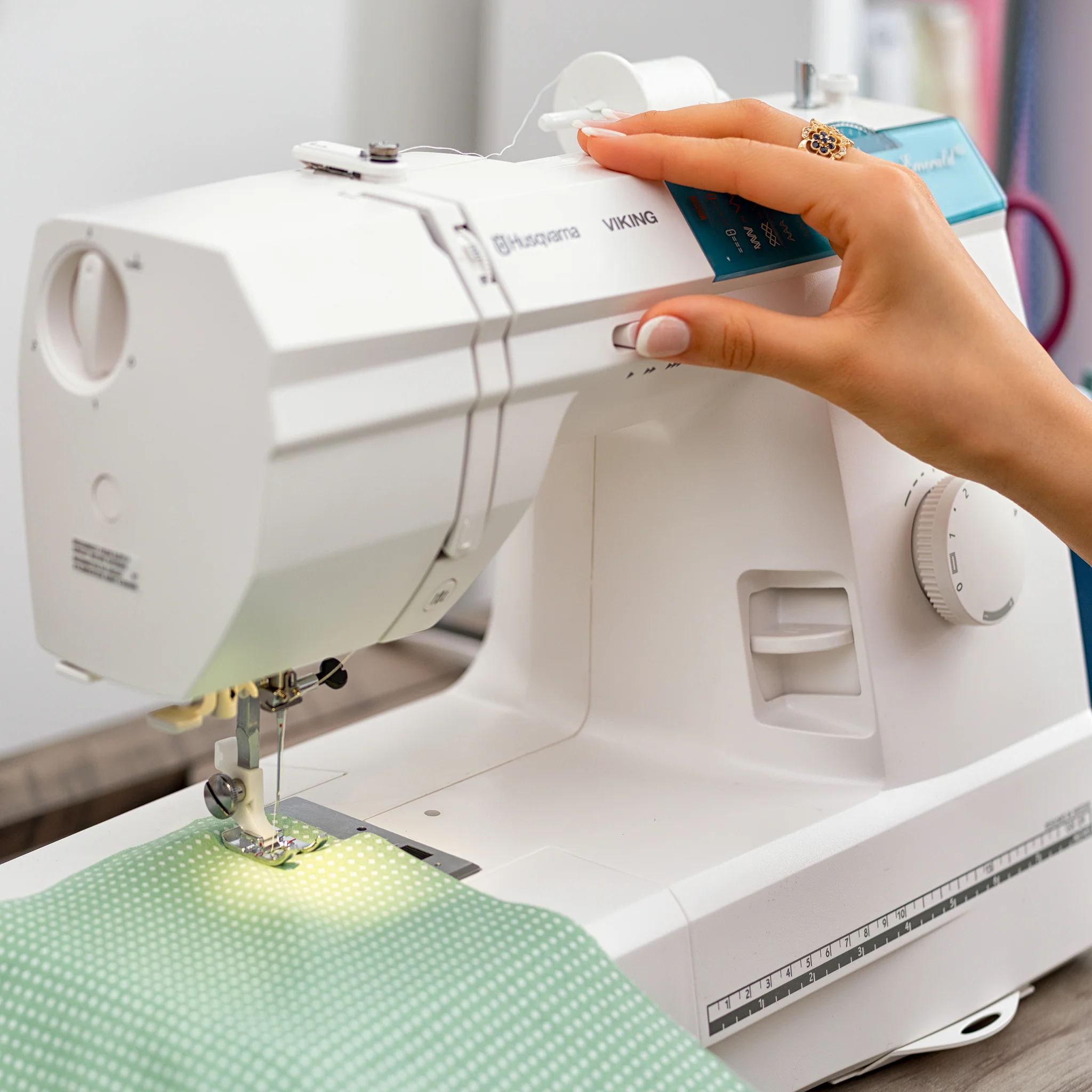 Factory Serviced Husqvarna Viking Emerald 118 Sewing Machine - Image 7