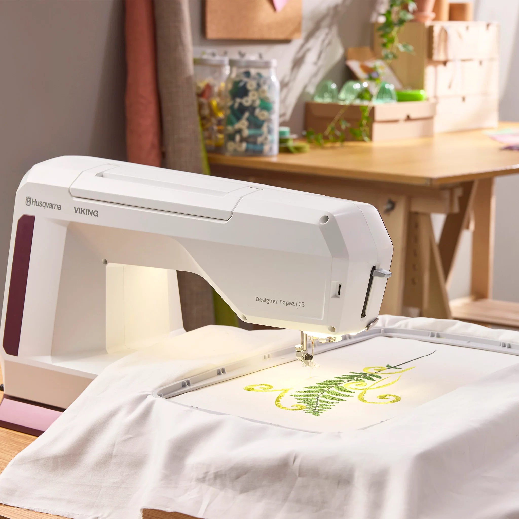 Husqvarna Viking Designer Topaz 65 Sewing & Embroidery Machine - Image 24