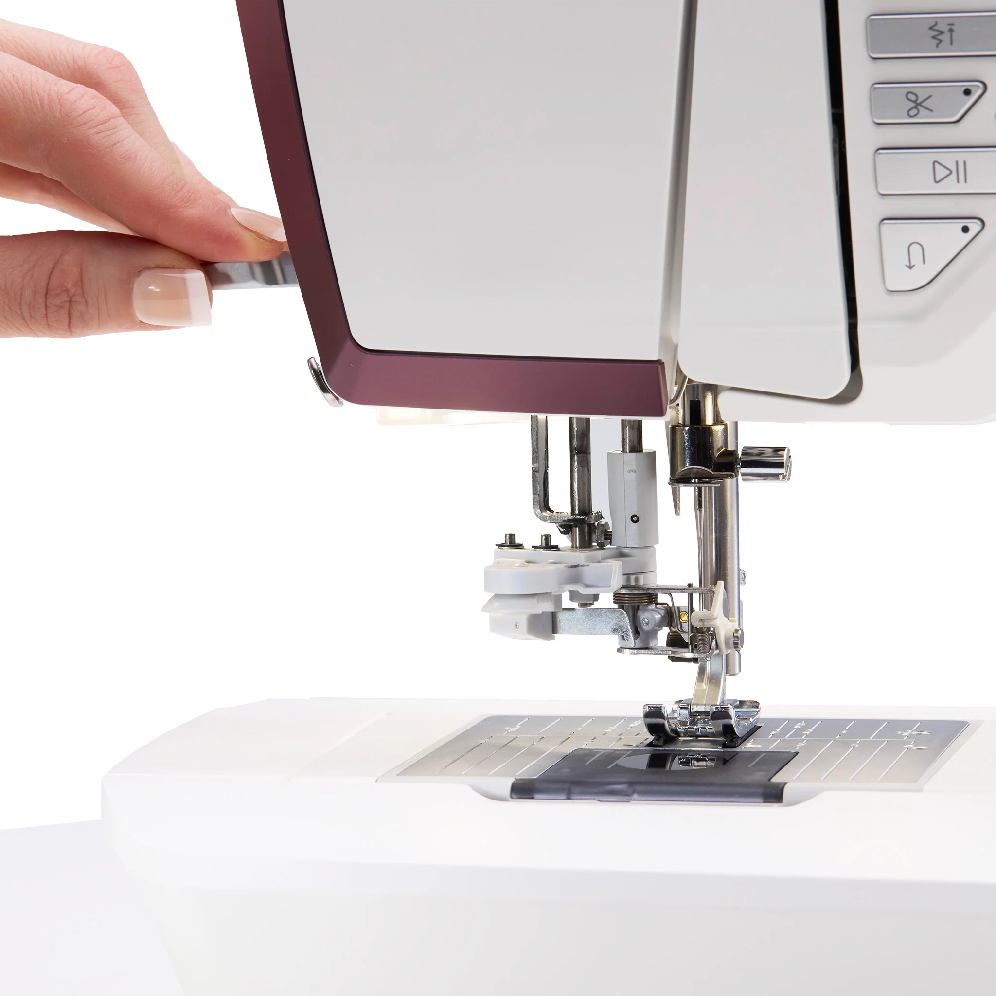 Husqvarna Viking Designer Topaz 65 Sewing & Embroidery Machine - Image 29