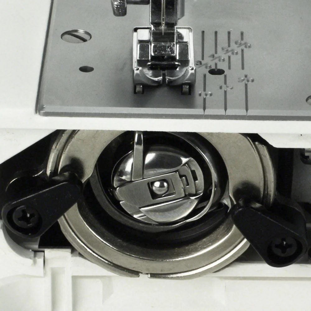 Refurbished Janome HD1000 Heavy Duty Sewing Machine (14 Stitches) - Image 8